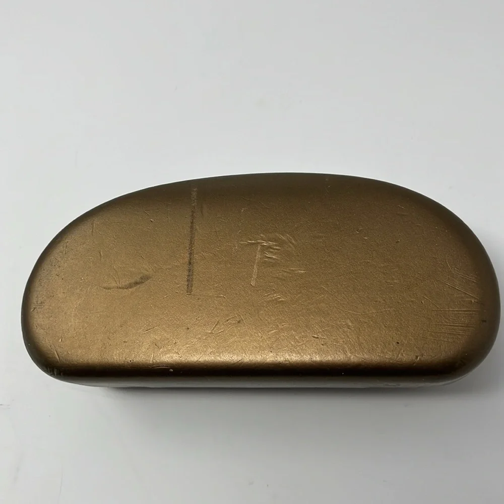 Gucci Guccissimo Clamshell Eyeglass/Sunglass Case in Metallic Gold
